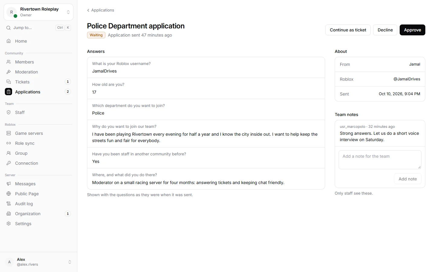 One application, with its answers and the buttons to decide